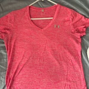 Pink medium v neck Under armor shirt